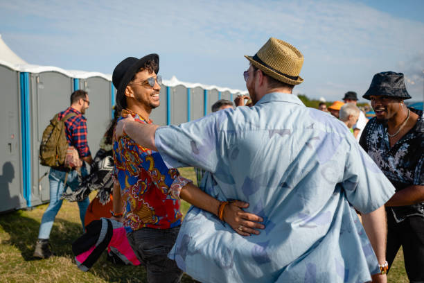 Best Luxury portable toilet rental  in Minerva, OH